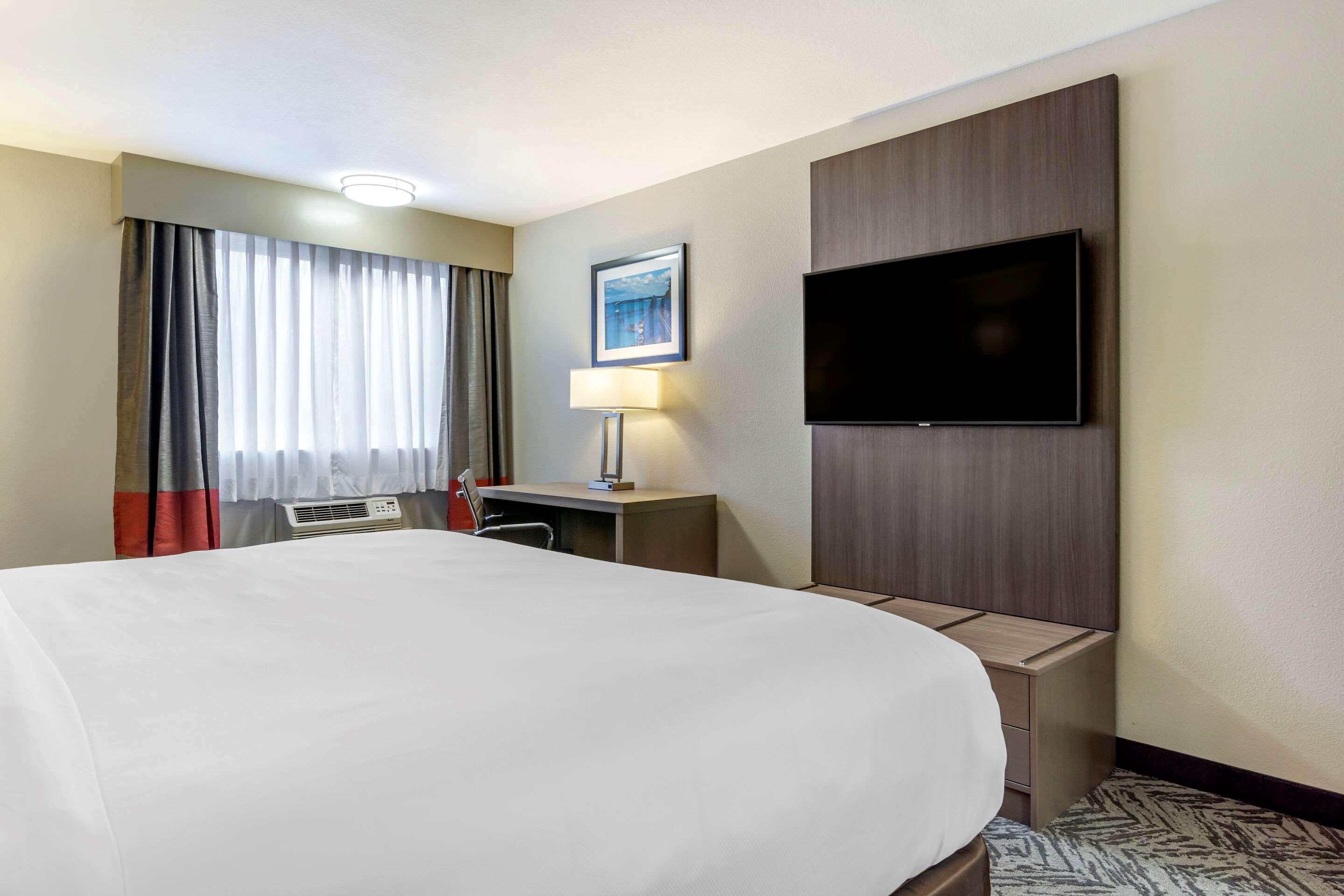 Comfort Inn & Suites Pacific - Auburn Exteriör bild